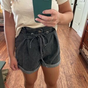Le Lis paper bag denim shorts